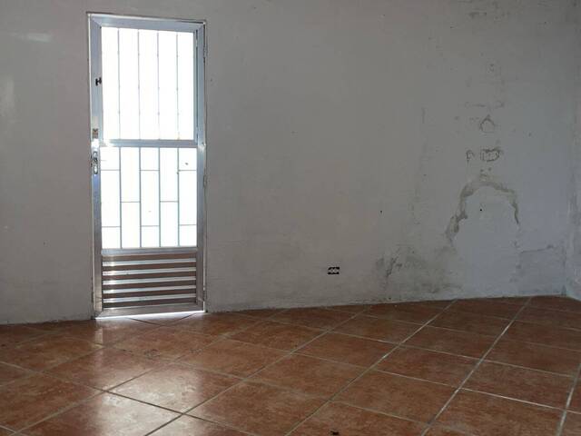 Casa para Venda em São Pedro da Aldeia - 5